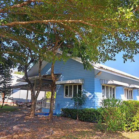 Armthong Resort Након Найок Екстериор снимка