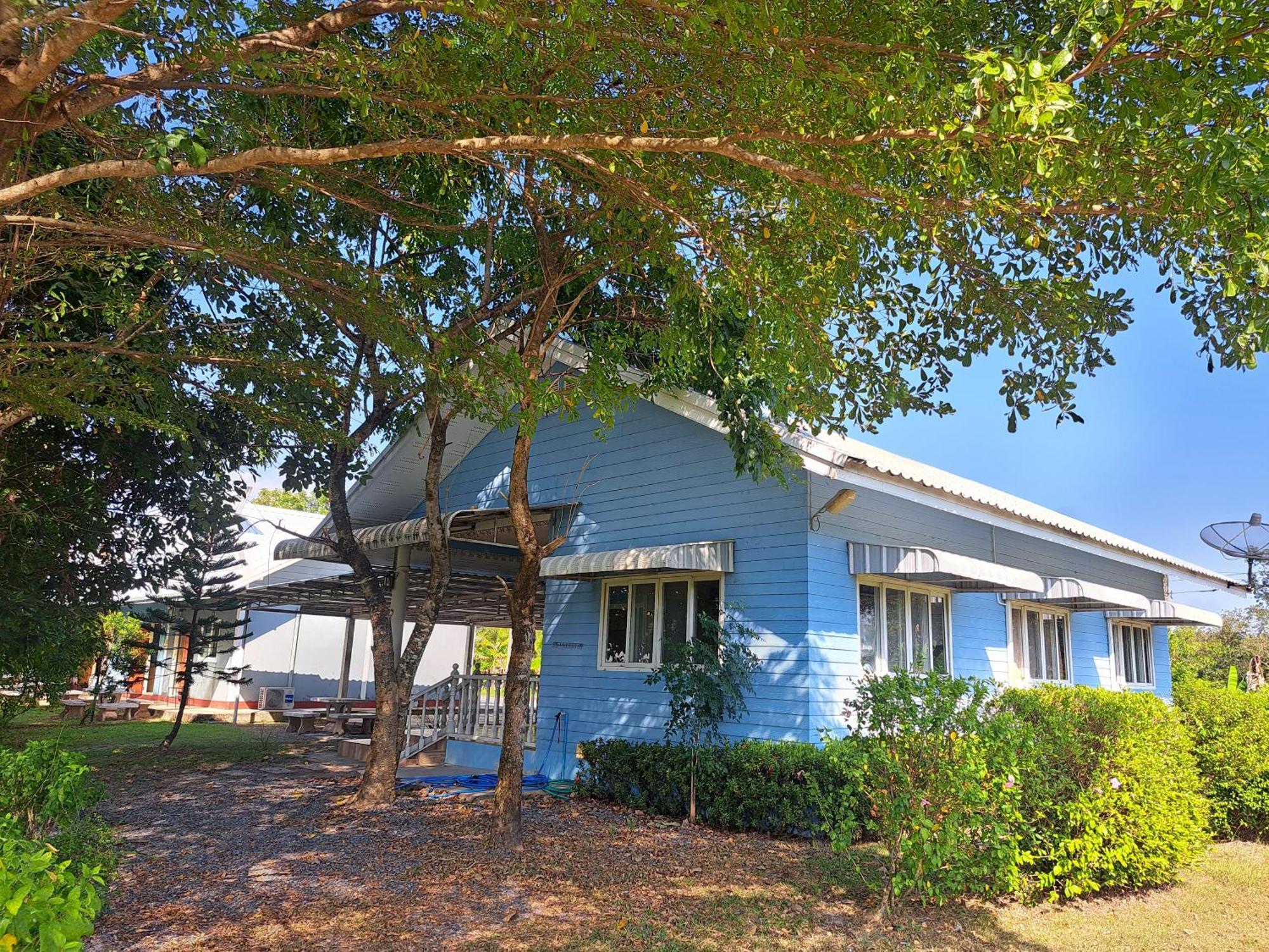 Armthong Resort Након Найок Екстериор снимка