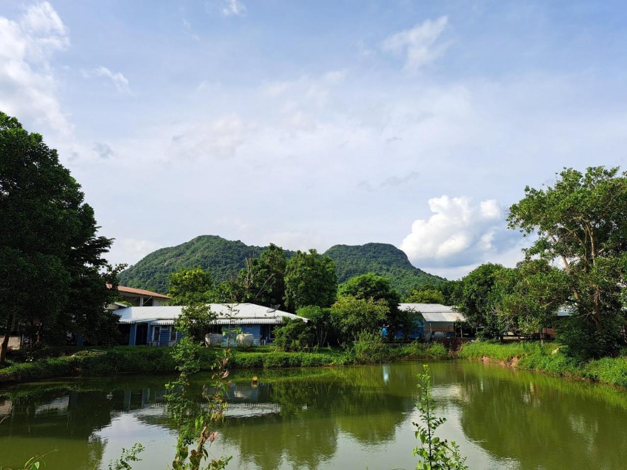 Armthong Resort Након Найок Екстериор снимка